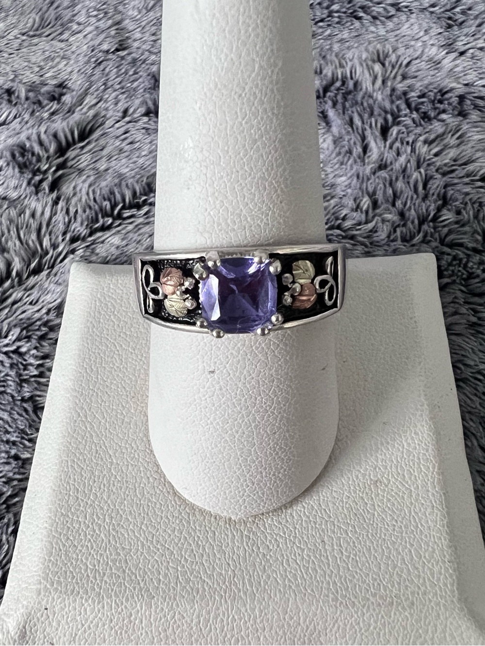 Coleman Co 12K Black Hills Gold Sterling Silver Amethyst Ring Size 10